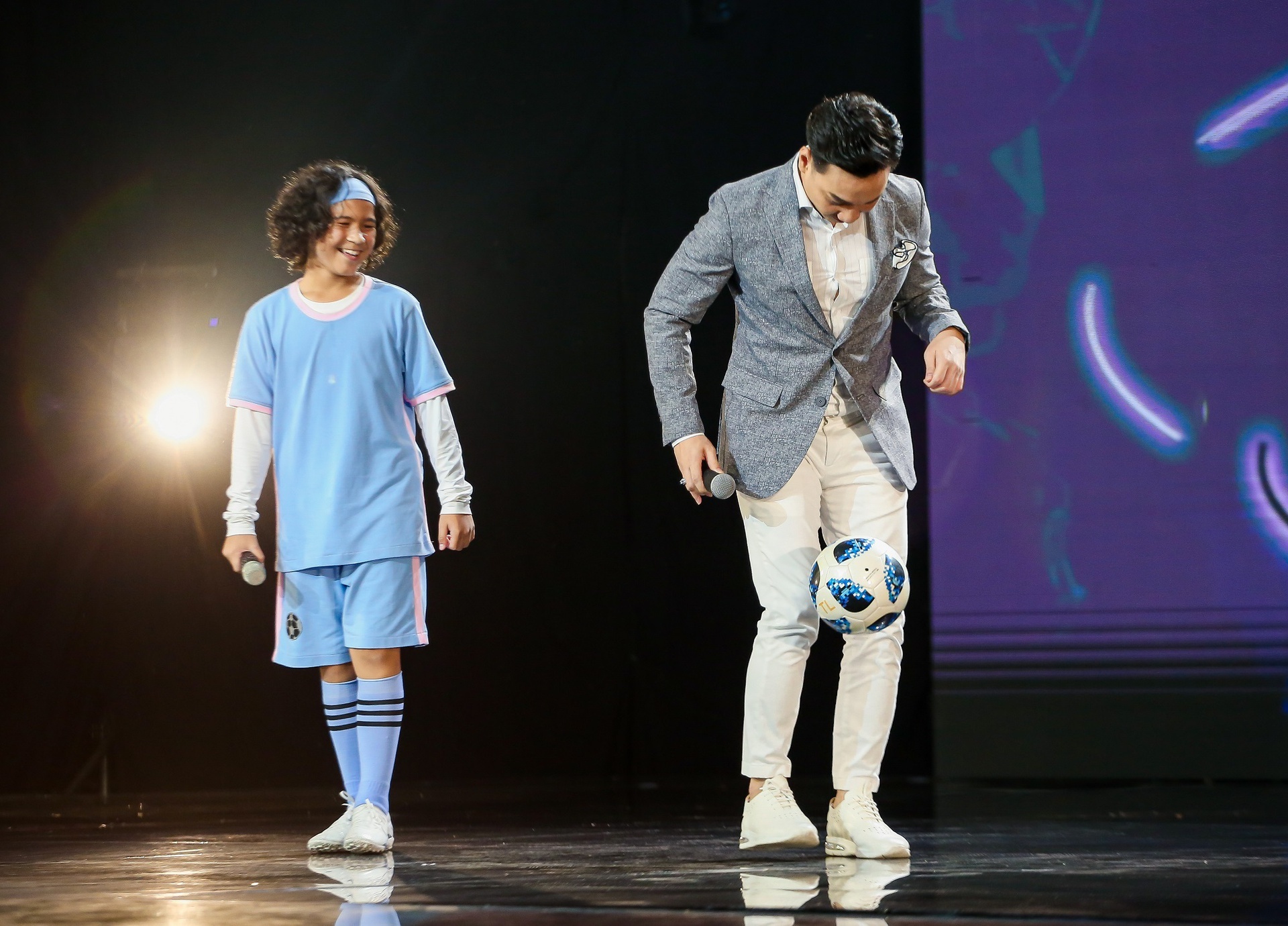 Rap cuu Giong hat Viet nhi anh 2