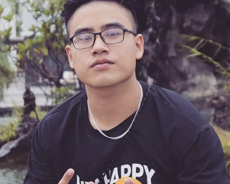 Cuoc noi loan sau Rap Viet hinh anh