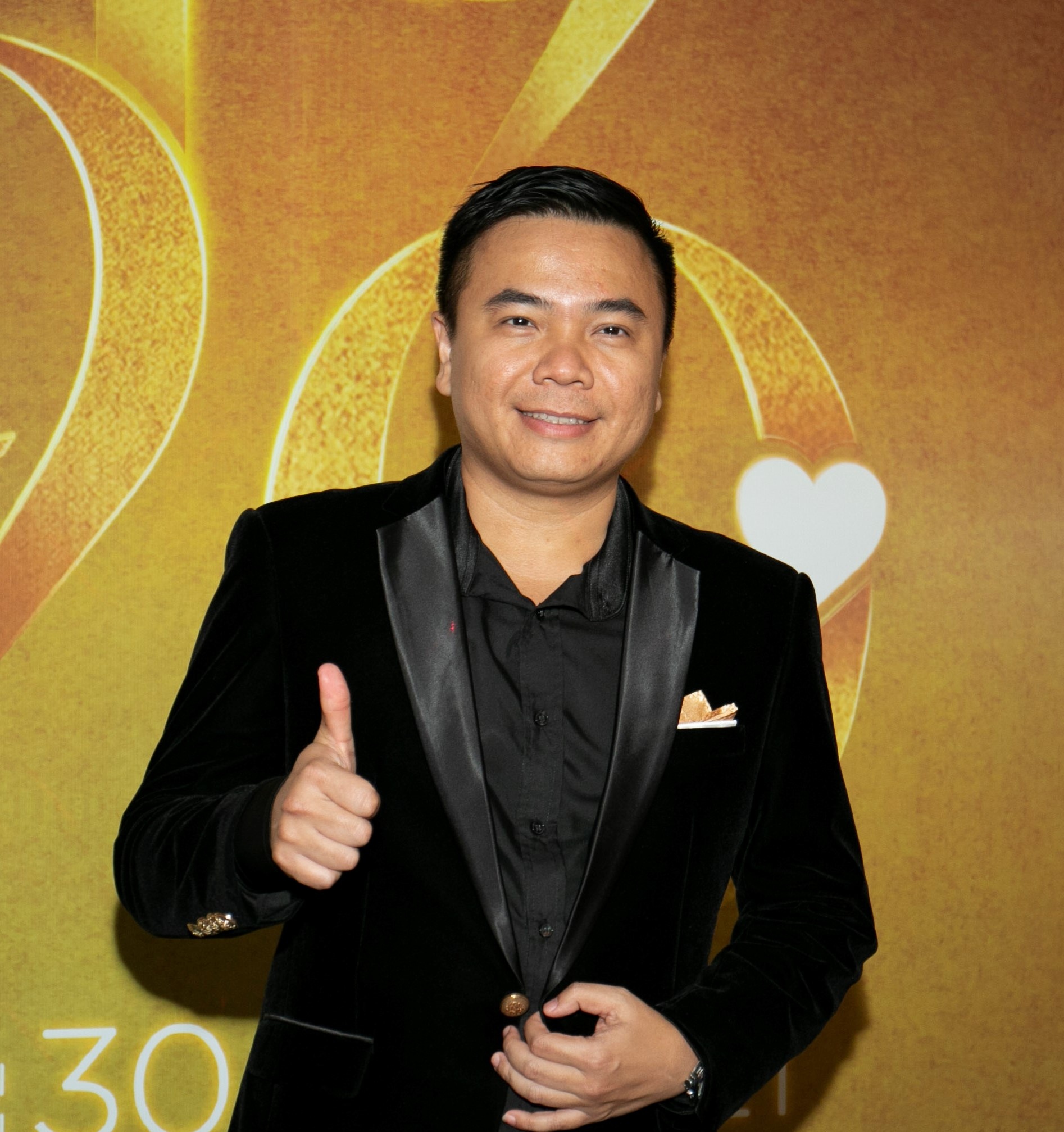 dao dien Nhat Trung anh 1