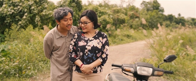 Bo gia giong phim truyen hinh anh 2