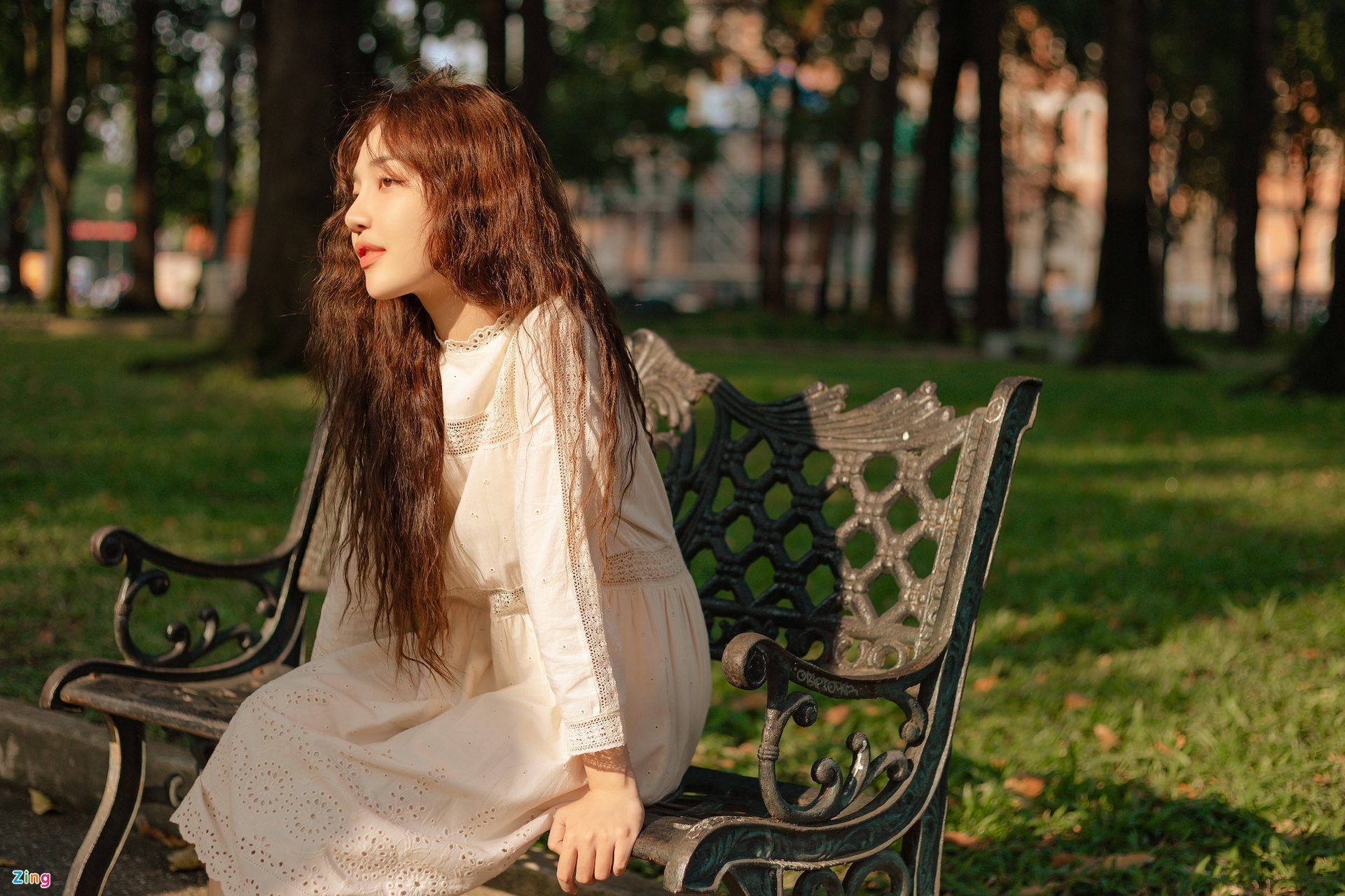 Hoa Minzy khoc khi Uyen Linh hat anh 5