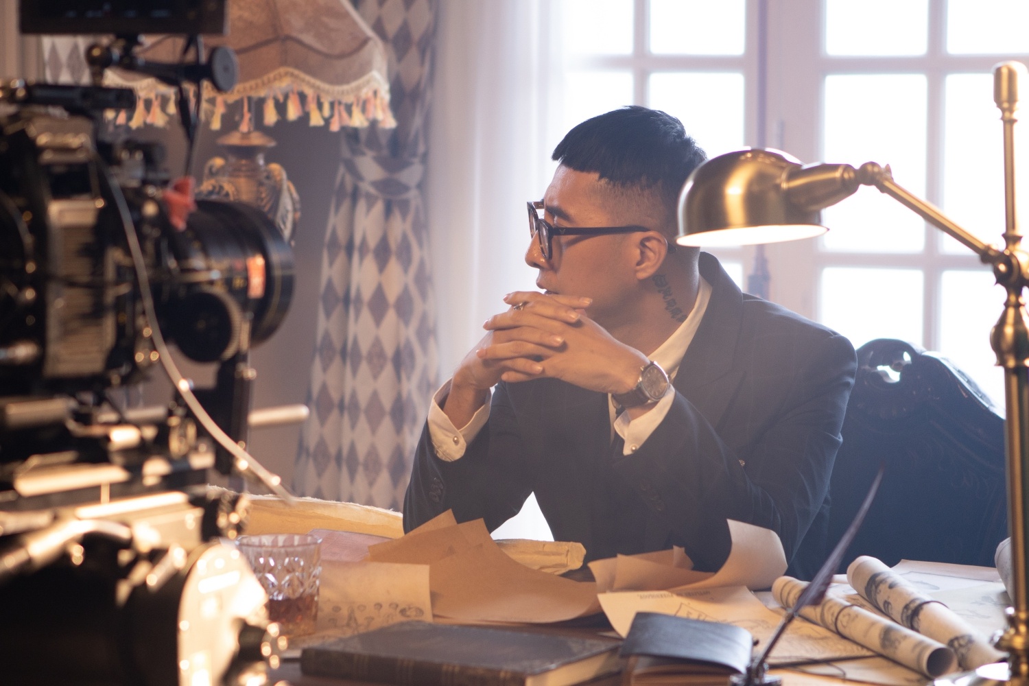 review Co le anh chua tung anh 2