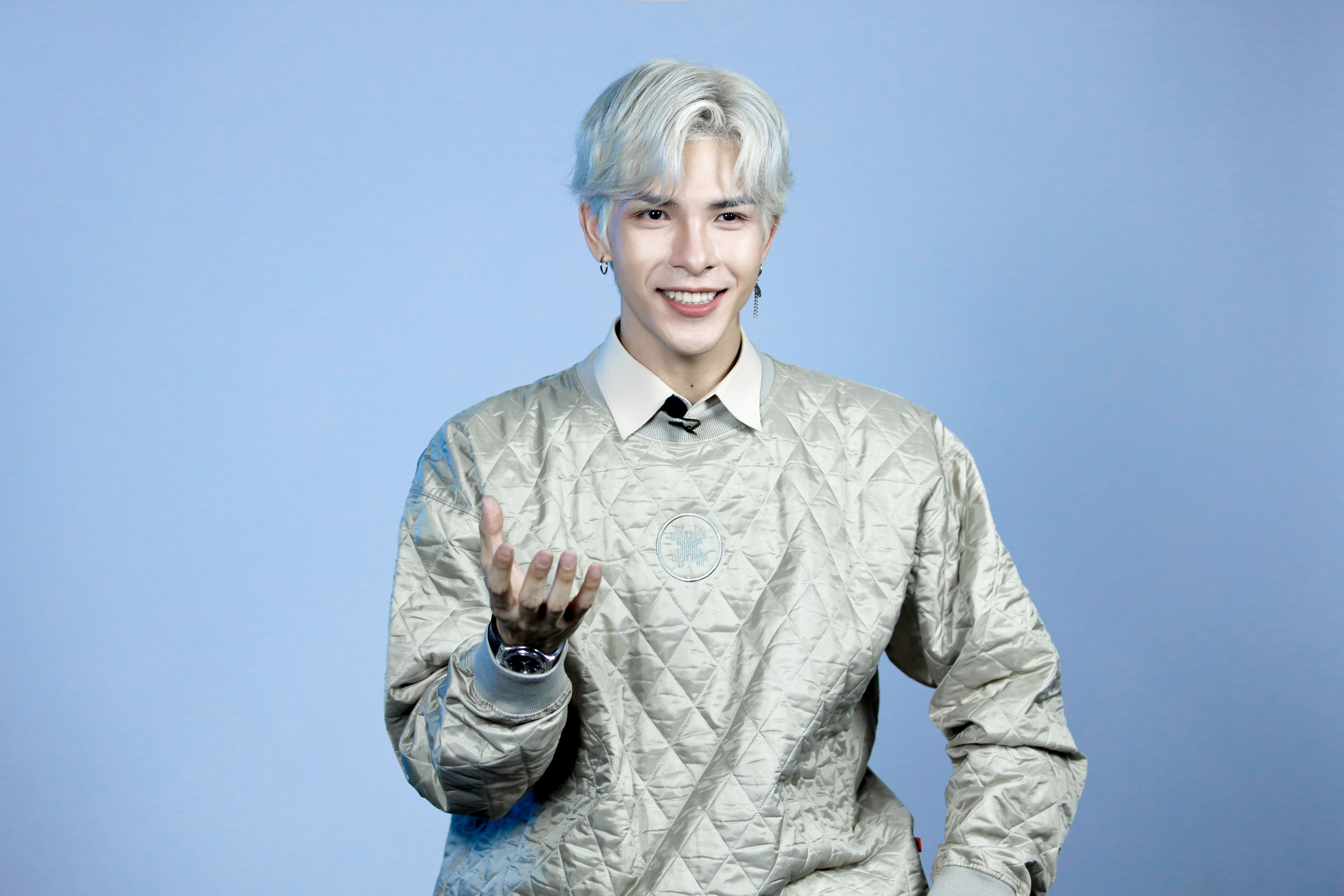 khan gia nuoi nghe si anh 3