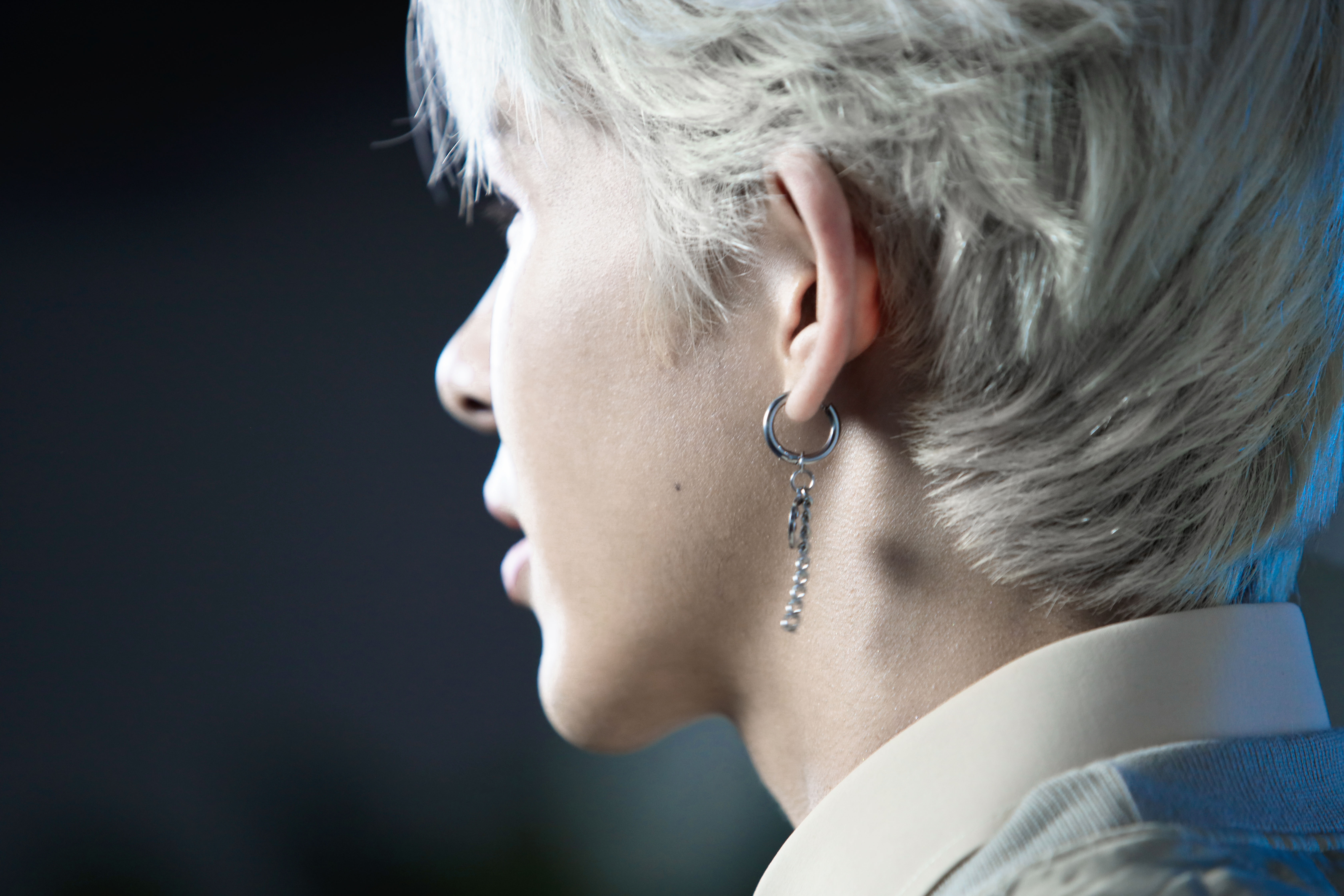 giam doc sang tao Denis Dang anh 1