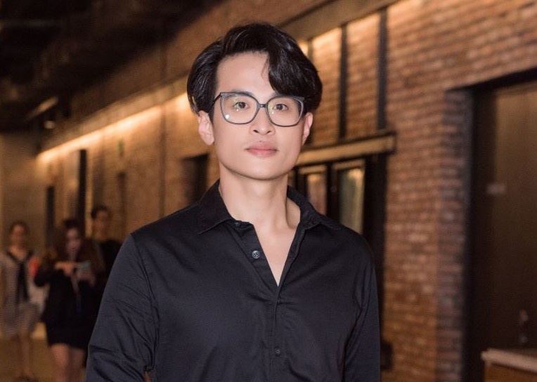 'Ha Anh Tuan dau co soi' hinh anh