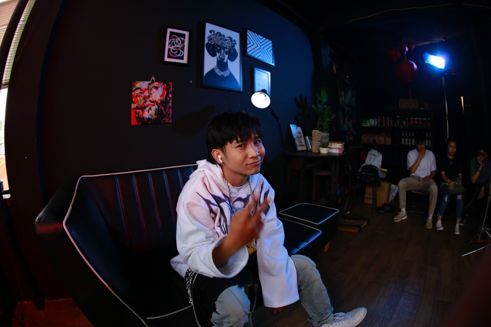 Review Xa thanh pho anh 2