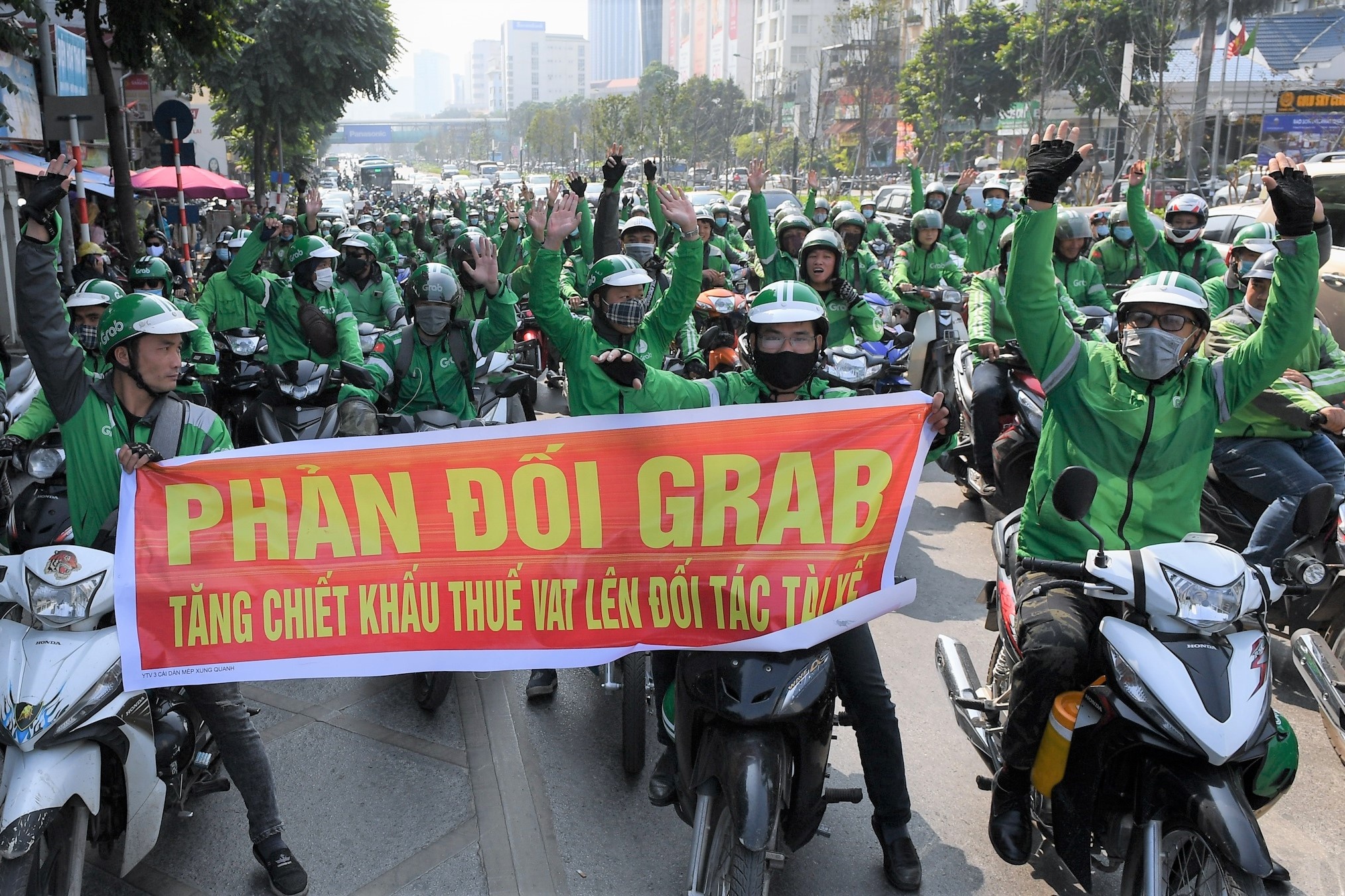 Grab thua nhan thuc thi Nghi dinh 126 chua phu hop hinh anh