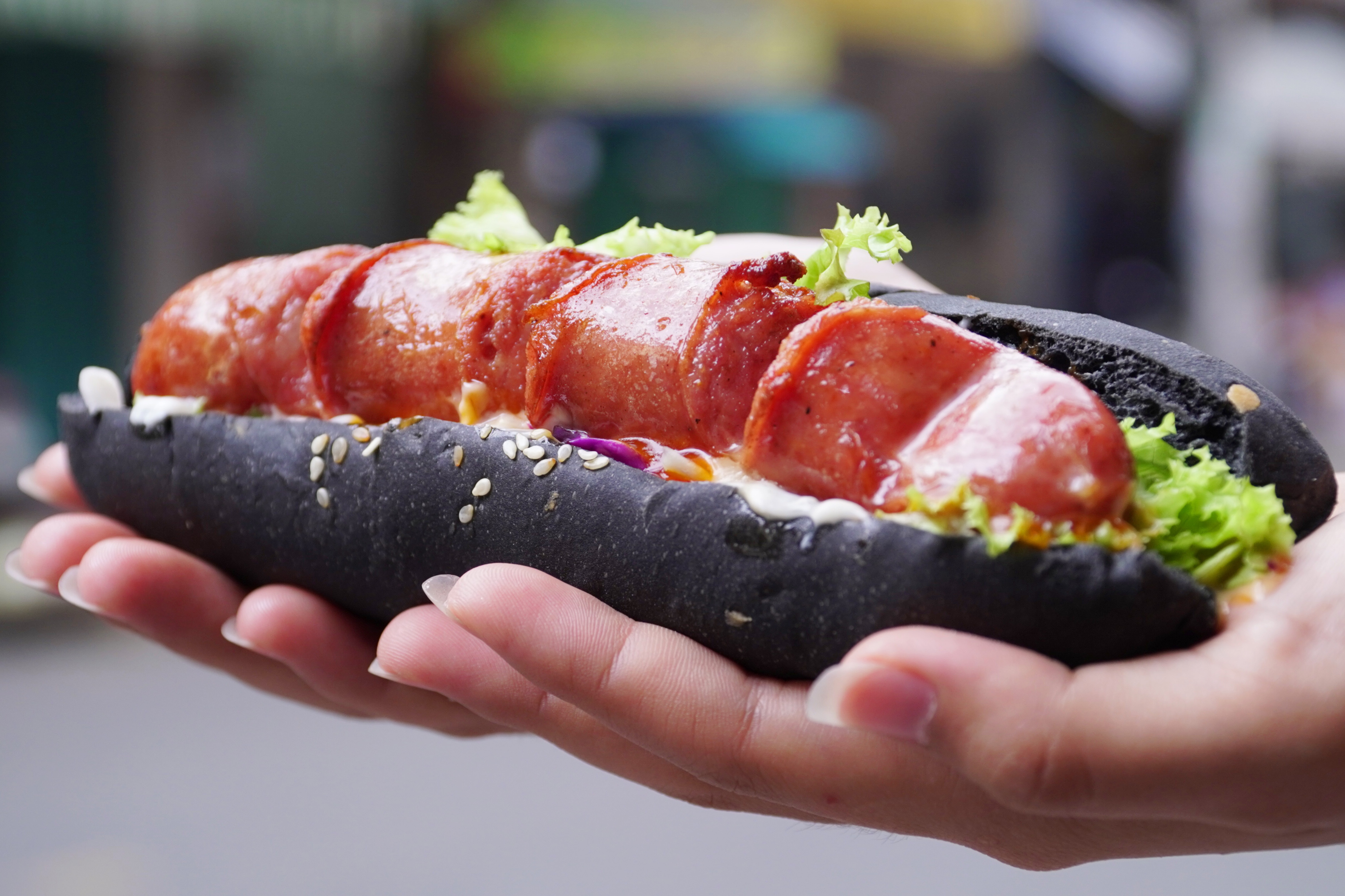 Trai nghiem mon banh mi than tre tai TP.HCM hinh anh