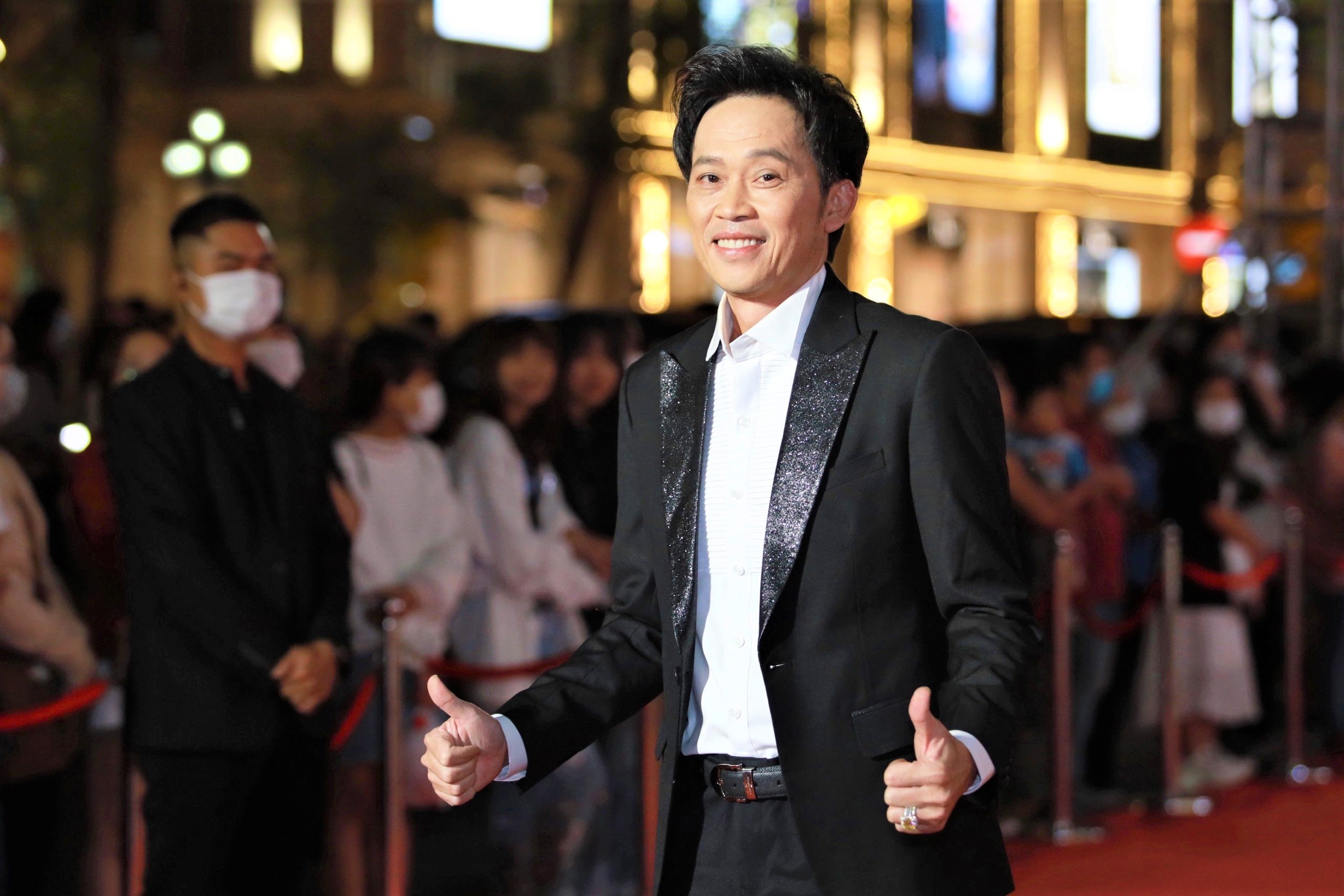 Hoai Linh: 'Suc khoe toi van on' hinh anh