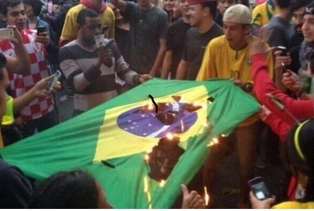 Thu gui nguoi ham mo Brazil hinh anh