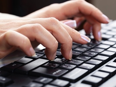 Hai lan bi lua tai nhung cong ty 'Danh may nhanh' hinh anh