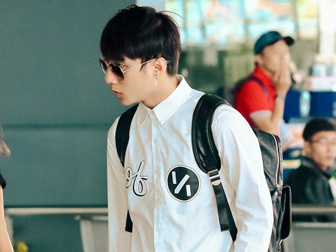 'Toi tung nghi Son Tung la cong tu nha giau gia tao' hinh anh