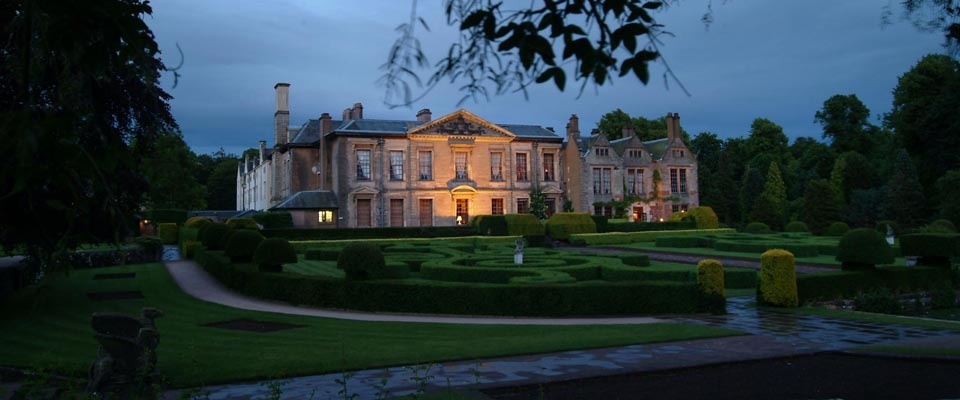 on ma của khách sạn này có tên là Geofreey, người bị giết tại đây vào năm 1345. Không ai tìm ra được thủ phạm giết Geoffrey. Có lẽ vì thế mà oan hồn này vẫn tức giận, thường xuyên ném đồ đạc và đi lại suốt đêm. Ảnh YAN.