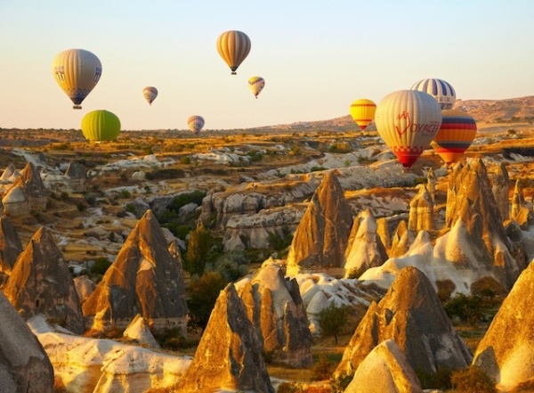 Thung lũng Cappadocia (Thổ Nhĩ Kỳ).