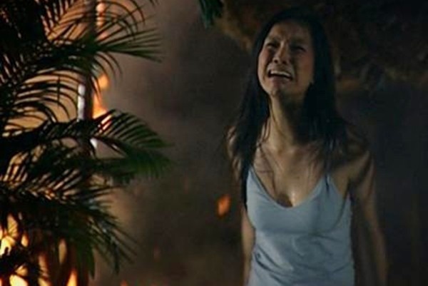 Diễm Kiều nhận thức được cuộc sống phù du của mình nên cũng nung nấu ý định học một nghề đàng hoàng. Thế nhưng, sẽ có mấy ai tin họ, kể cả người thân như bố mẹ Diễm Kiều, cô con gái làm nhục nhã gia đình nước mắt lưng tròng khi bị bố từ chối không cho về nhà.