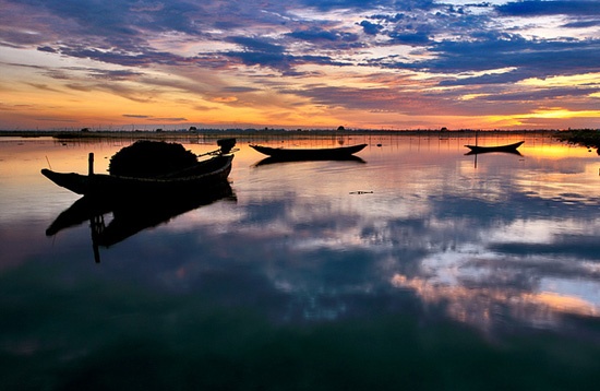 Phá Tam Giang mang tính “biểu tượng” về môi trường sinh thái của Thừa Thiên - Huế xưa và nay. Ảnh: ST