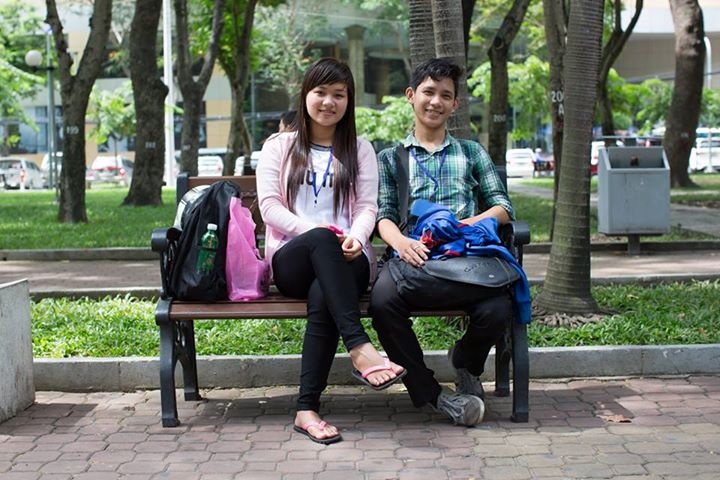 Anh cap doi Viet tren fanpage nuoc ngoai gay xon xao hinh anh