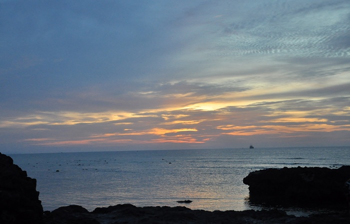 Chiều muộn từ đỉnh Giếng Tiền khi những ánh nắng cuối ngày dần tắt.