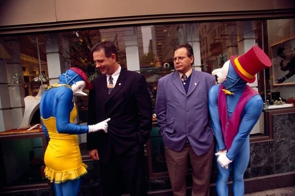 Bức ảnh “Cù lét” đăng trên tạp chí du lịch vào năm 2001 của nhiếp ảnh gia Catherine Karnow.