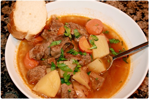 Nau bo ham bia la mieng ngon kho cuong hinh anh