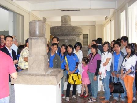 Tour gioi tinh gay to mo o Da Nang hinh anh