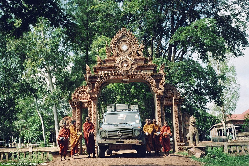 Năm 2007, hai ông bà đã tới Thái Lan.