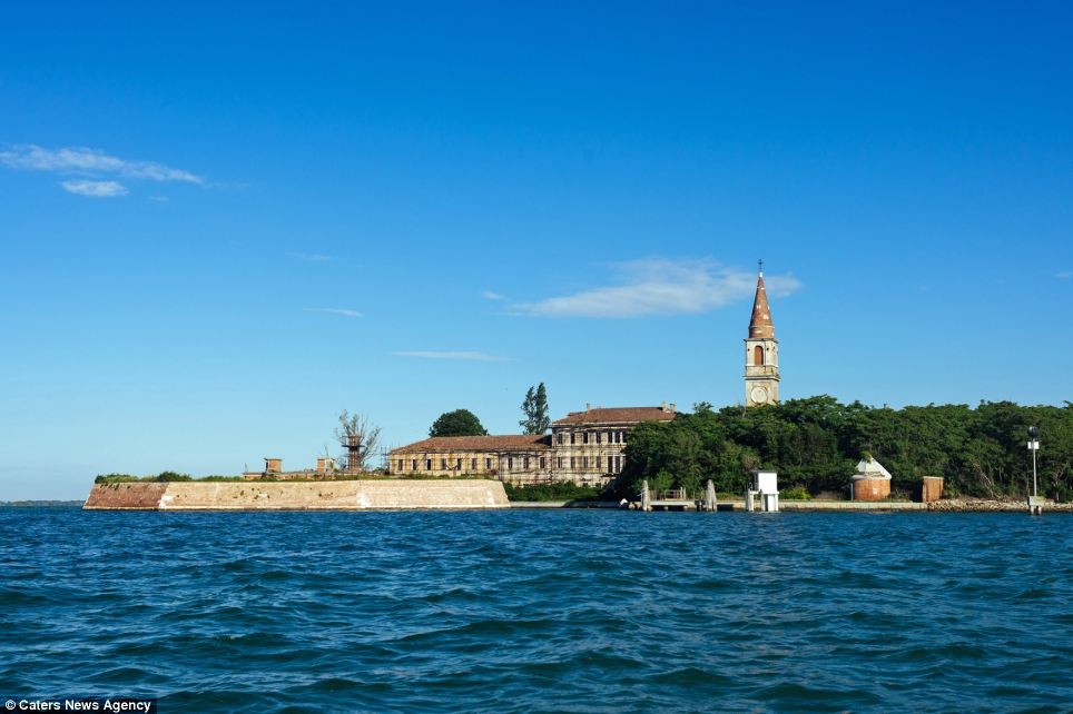 Rất ít người dám bén mảng đến hòn đảo nhỏ này. 