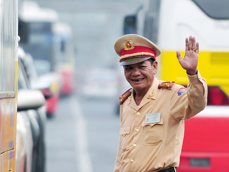 Ky niem kho quen ve canh sat 'cong dan uu tu thu do' hinh anh