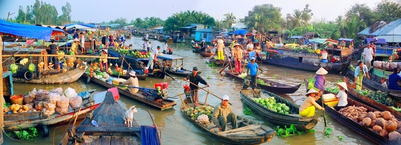 Chợ nổi Ngã Năm. Ảnh travel.zizi