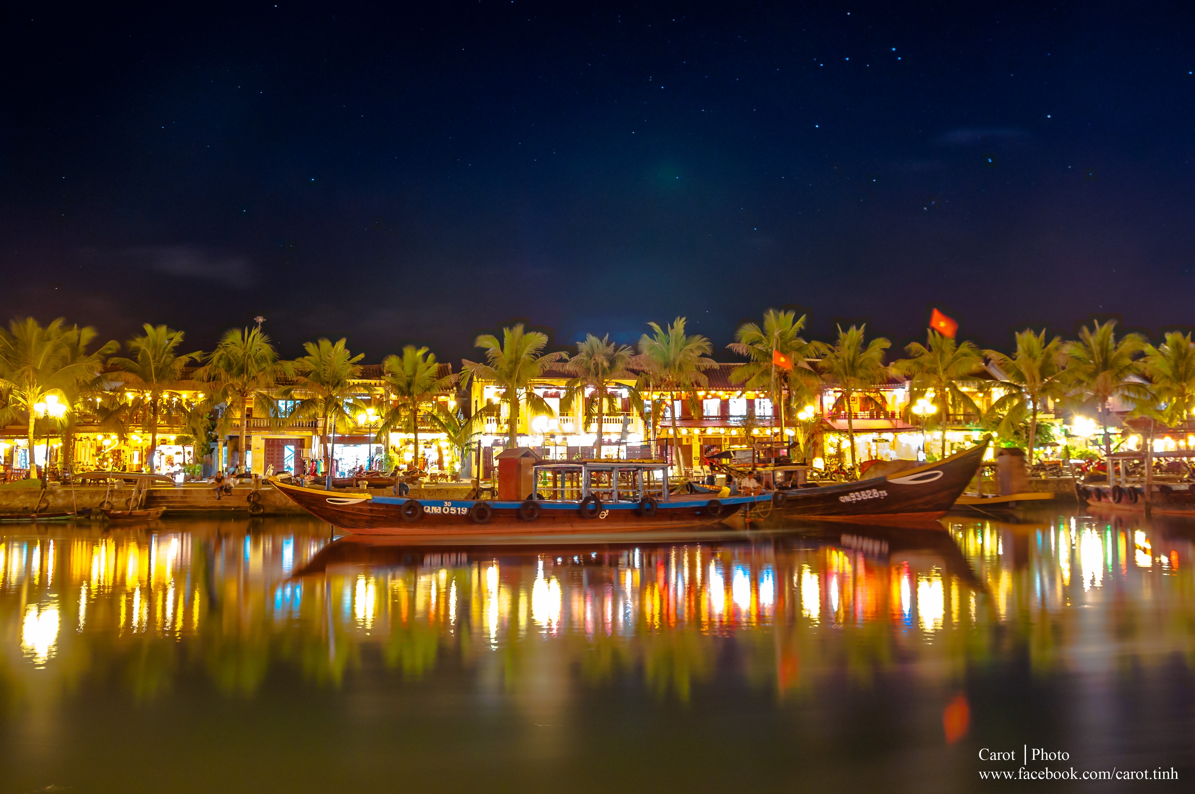 Tĩnh lặng bên dòng sông - Sông Thu Bồn, Hội An.