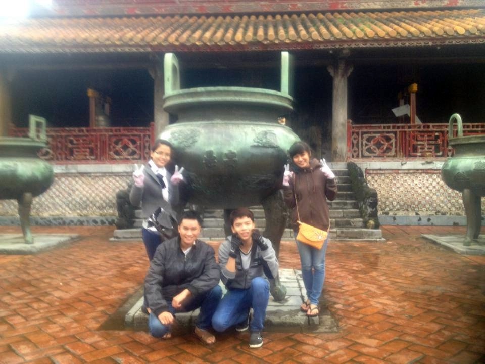 Den Co Do nhung ngay dau dong hinh anh