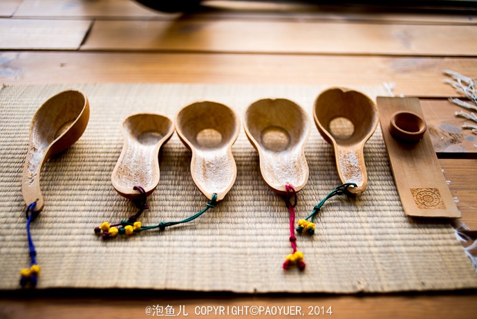 Bộ dụng cụ trà đạo, mang đậm phong cách trà đạo thời Đường (Trung Quốc). 