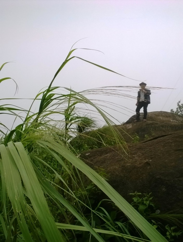 Đỉnh núi Bà Tây Ninh có độ cao (986m)