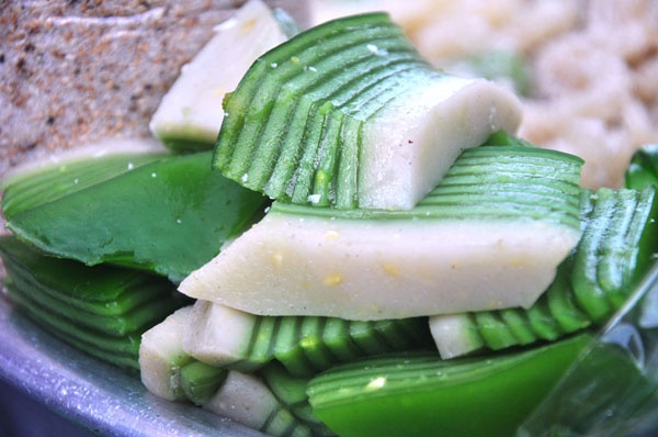 Bánh da heo lá dứa.