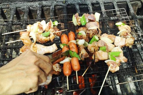 Diem danh nhung con duong nuong ngon kho cuong o Sai Gon hinh anh