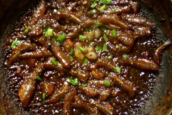 ( Một buổi trưa đậm đà chất nam bộ.)