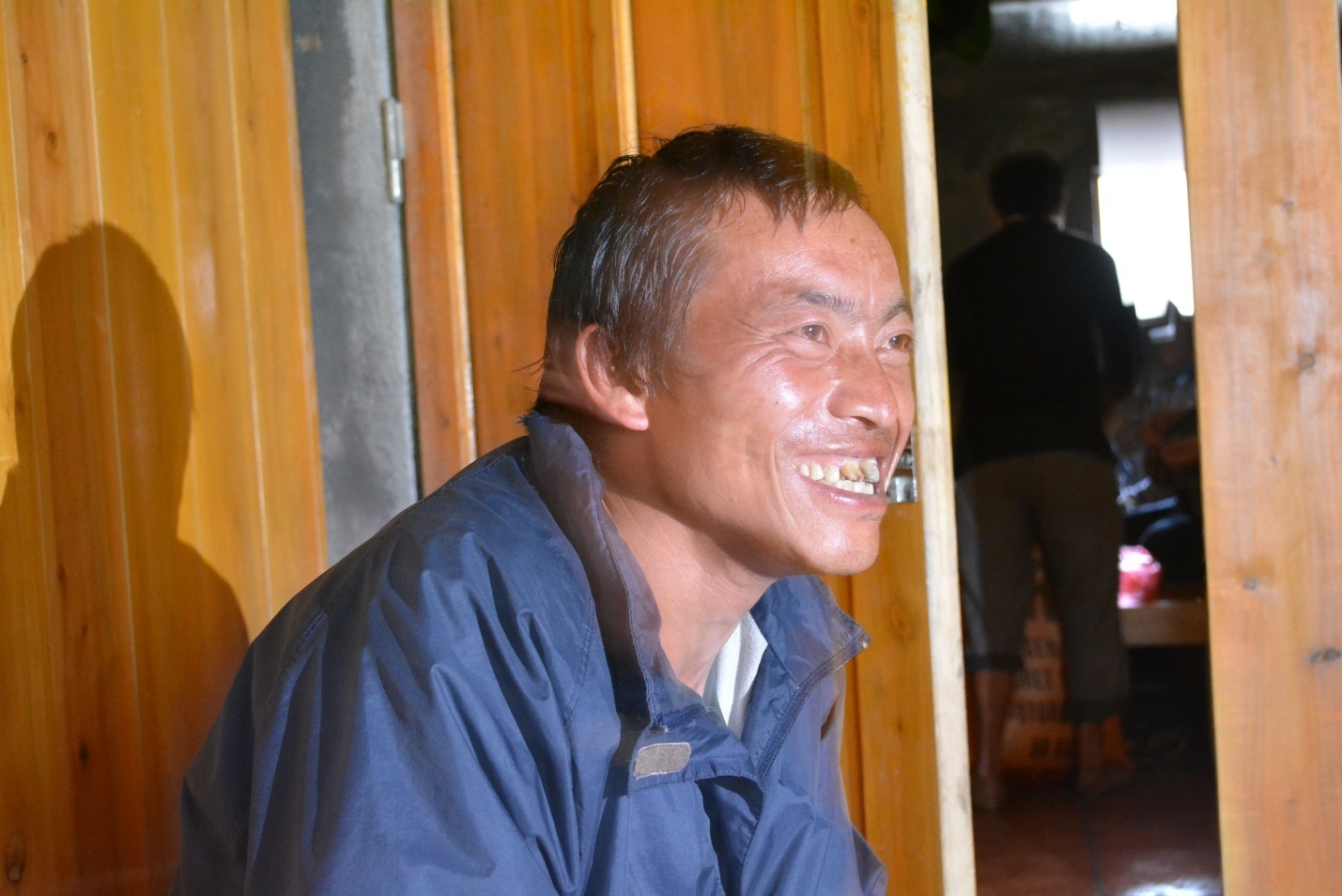 Anh Di – porter của chúng tôi trong chuyến leo Phan ngày hôm đấy.