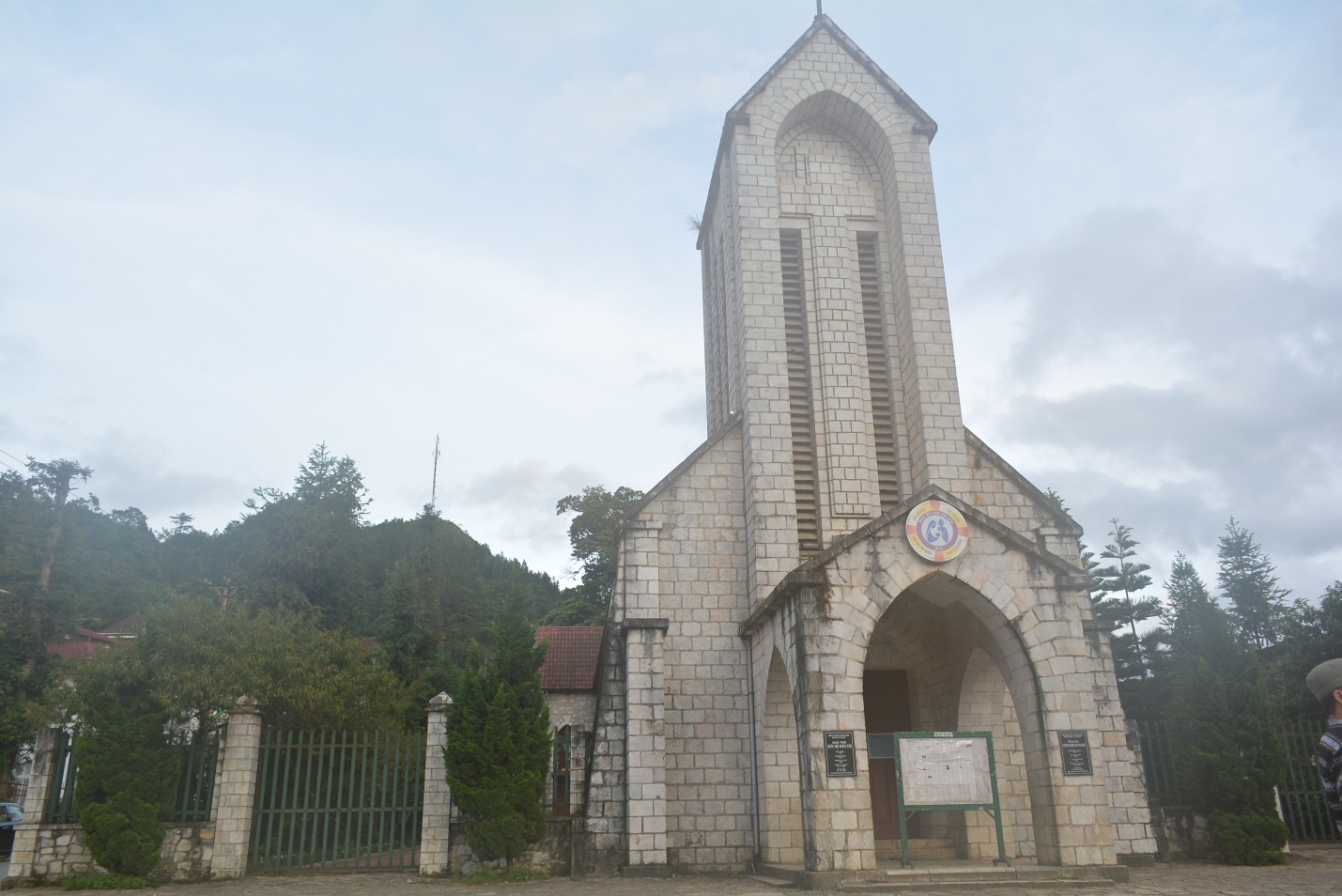 Nhà thờ Đức Mẹ Mân Côi – Thành phố Sapa.