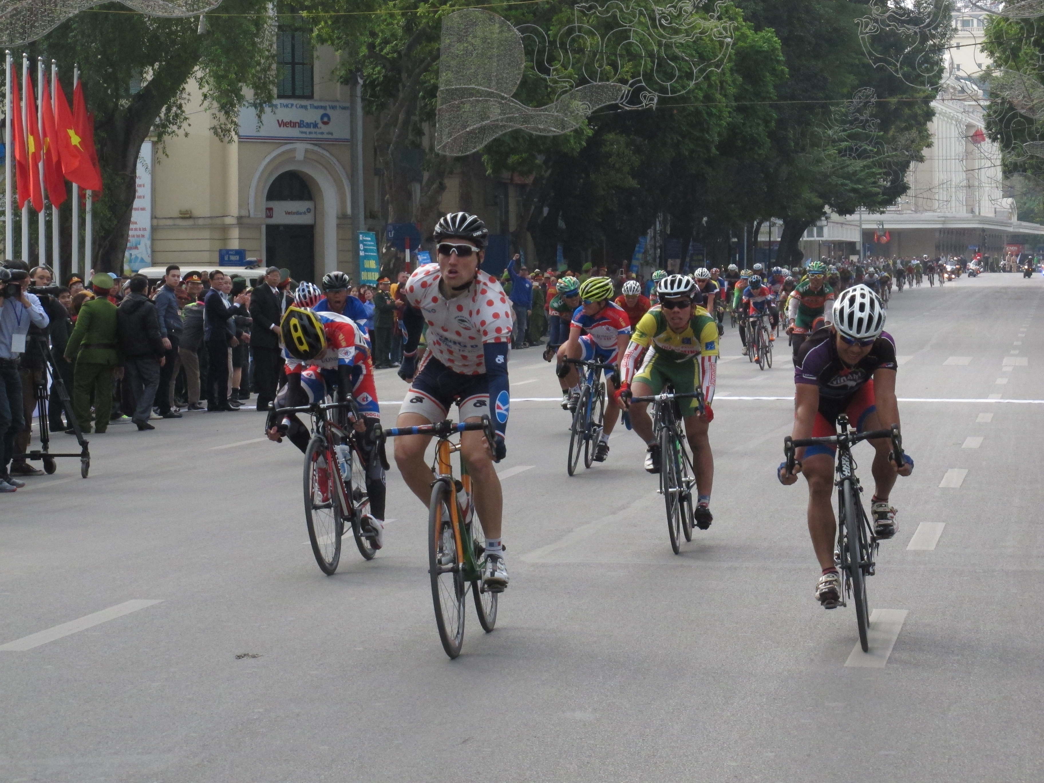 Loic Desriac ve nhat tai chang 9 hinh anh