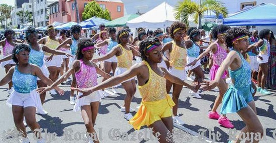 10 le tet kho hieu nhat hanh tinh hinh anh