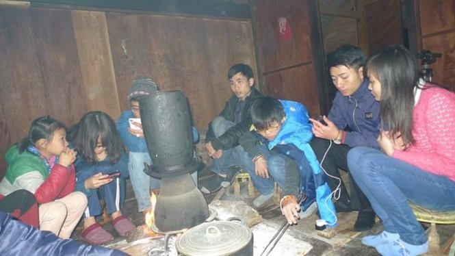 An com voi nguoi Thai o ban Ang hinh anh