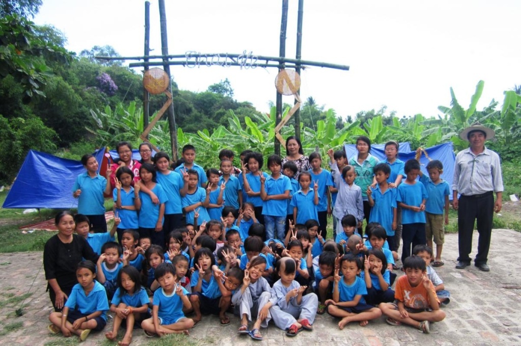 Luôn có rất nhiều cơ hội để thực hiện các dự án tình nguyện cho bạn ở Việt Nam. Ảnh: Lifehack.