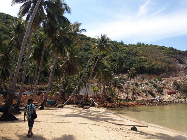 Kham pha bien dep Nam Du o Kien Giang hinh anh