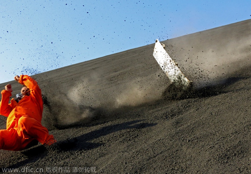 Có những người vì giây phút lãng chân mà có thể bắn ra khỏi ván trượt như thế này.