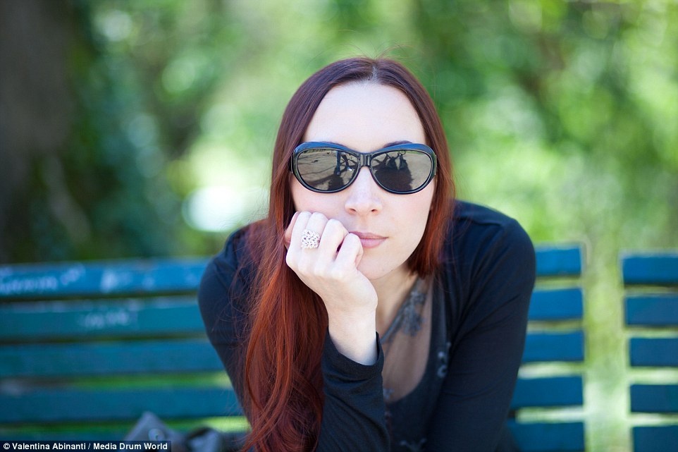 Chân dung giáo viên tiểu học kiêm người săn bão, Valentina Abinanti.