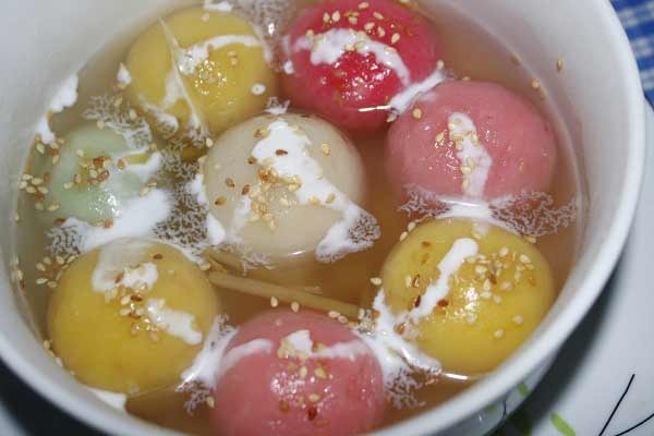 Cach nau che troi nuoc ngu sac cung ram thang gieng hinh anh