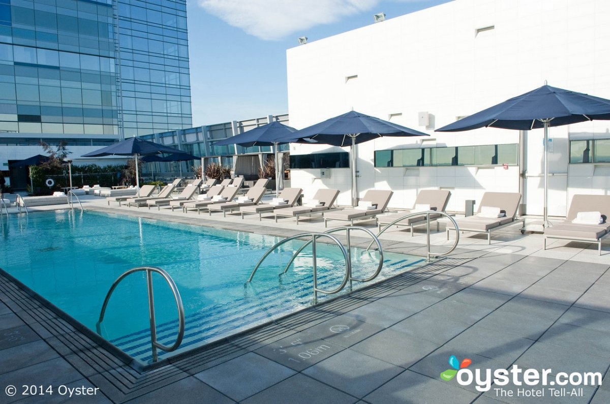 Thực tế: Vẫn là một không gian đẹp, tuy nhiên ban ngày quá nhiều nắng giống như bạn đang ở đồng bằng vậy.