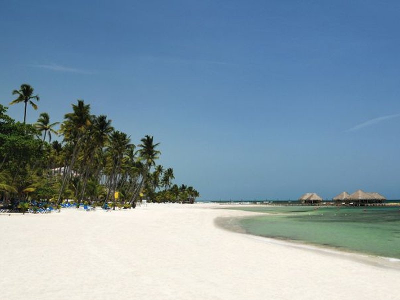Bãi biển hoàn hảo bên trong khu Resort Barcelo Capella, cộng hòa Dominican.