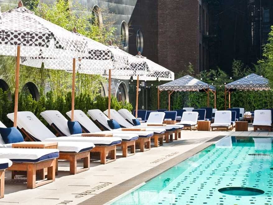 Thiên đường trên mái nhà tại Dream Downtown thành phố NewYork.