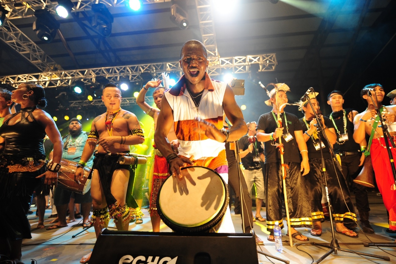 Mot nam le hoi bat tan cua Malaysia (phan 2) hinh anh